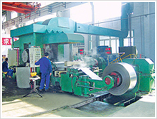 新型轧机设计优势和辊身断裂缘故原由